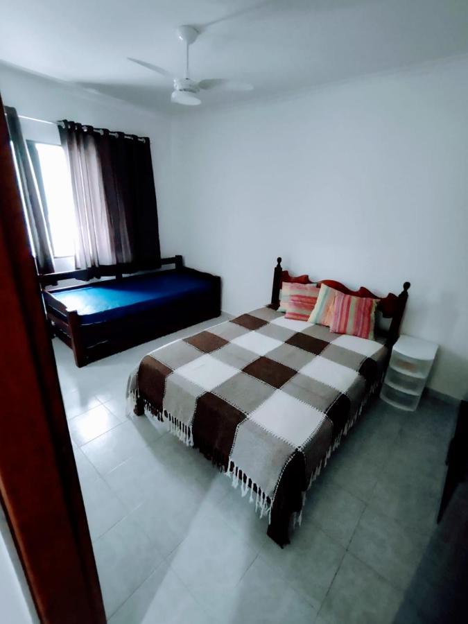 Apto 1 Suite A 30 Mts. Da Praia Do Tombo - 과루자 외부 사진